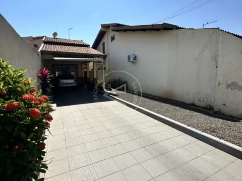 Casa à Venda Centro De Ibiporã PR