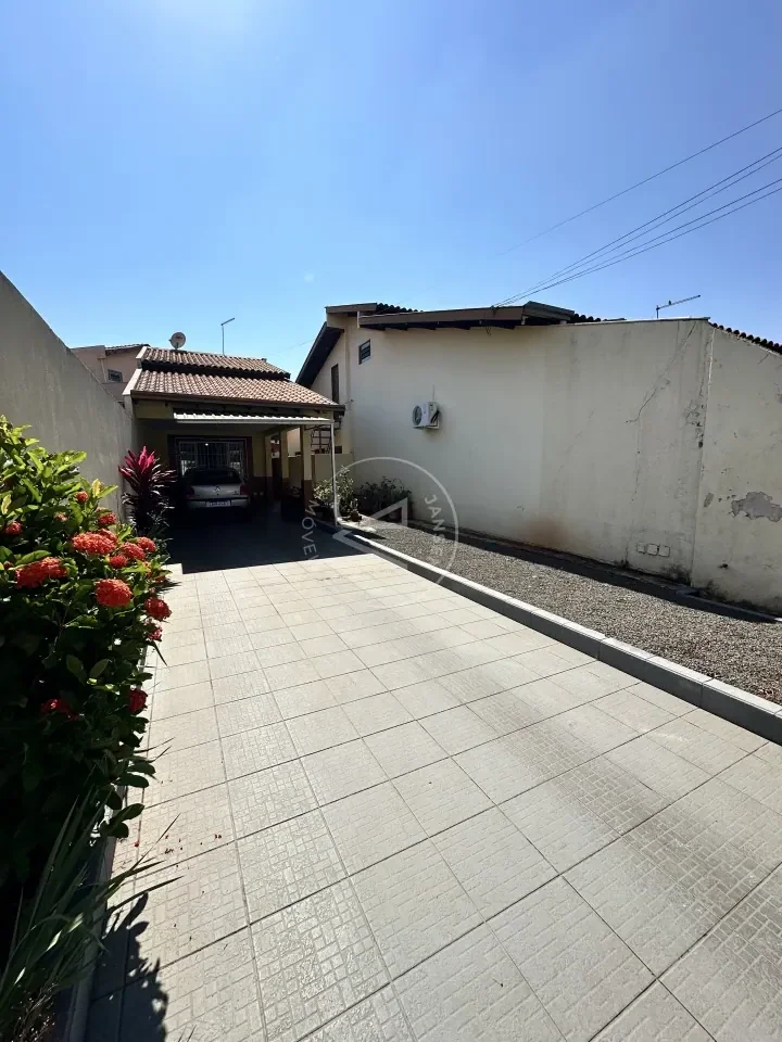 Casa à Venda Centro De Ibiporã PR - foto 1 de 14