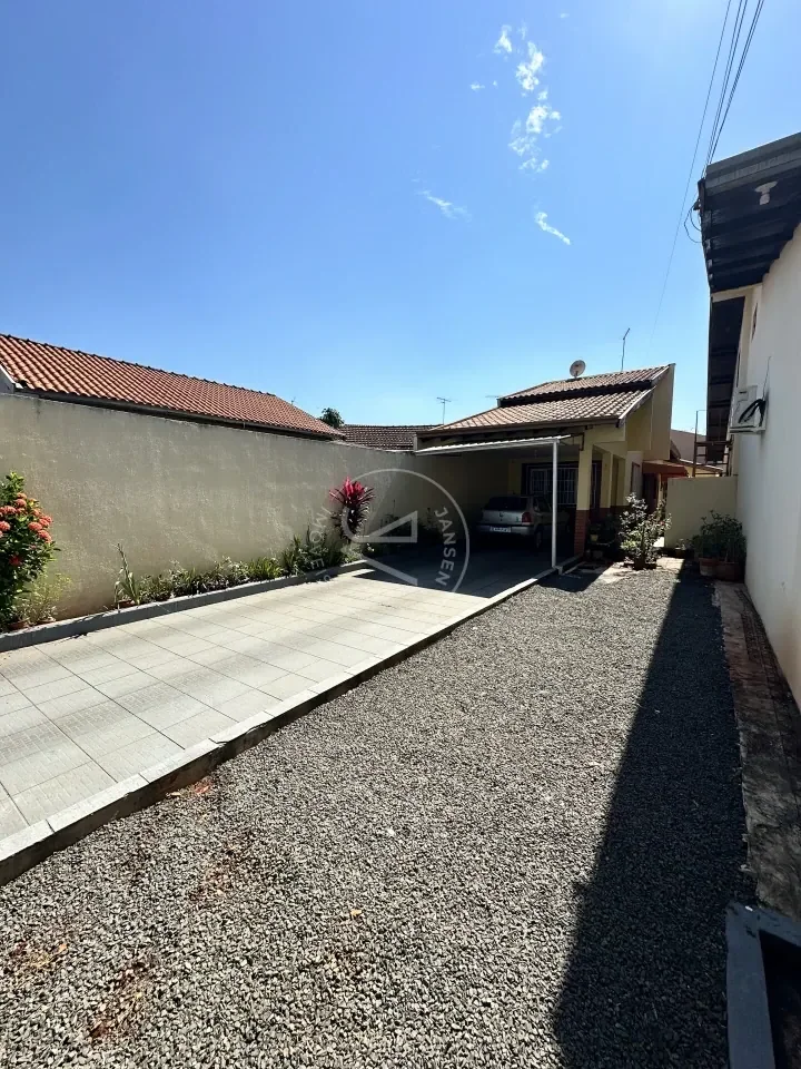 Casa à Venda Centro De Ibiporã PR - foto 2 de 14