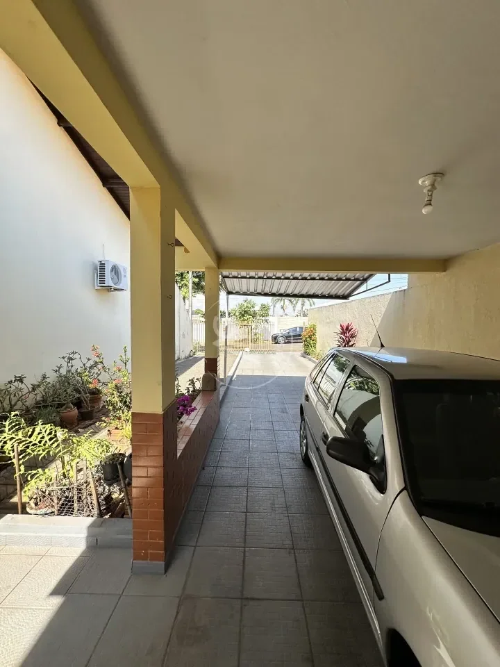 Casa à Venda Centro De Ibiporã PR - foto 4 de 14