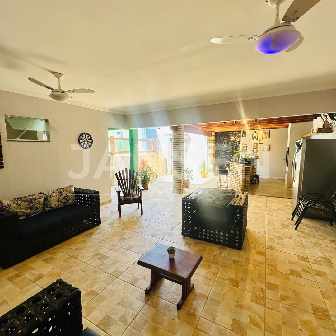 Casa térrea de alto padrão com piscina e amplo espaço gourmet a venda Setor 1 Ibiporã - foto 3 de 19