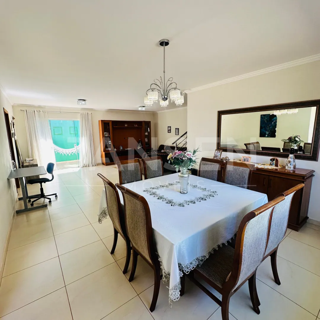 Casa térrea de alto padrão com piscina e amplo espaço gourmet a venda Setor 1 Ibiporã - foto 4 de 19