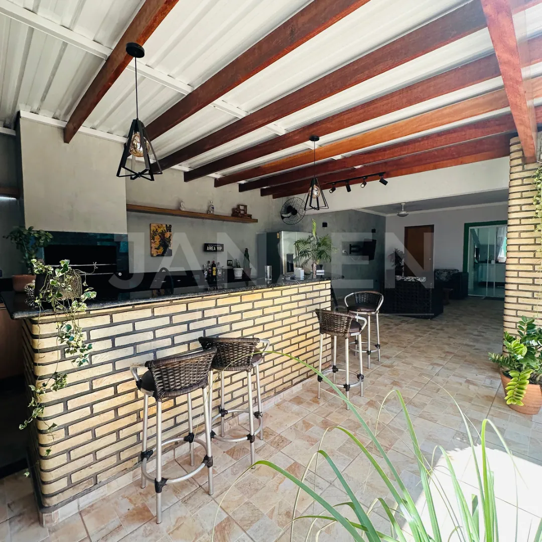 Casa térrea de alto padrão com piscina e amplo espaço gourmet a venda Setor 1 Ibiporã - foto 6 de 19