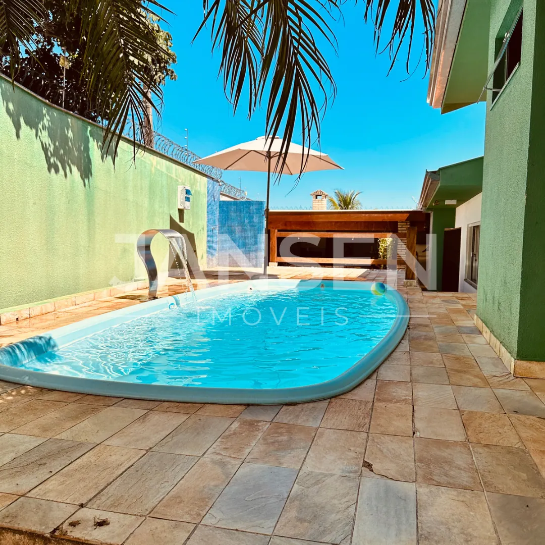Casa térrea de alto padrão com piscina e amplo espaço gourmet a venda Setor 1 Ibiporã - foto 1 de 19